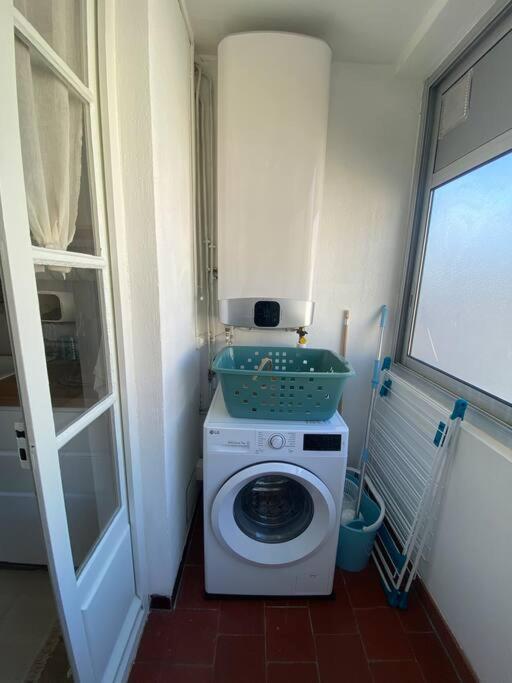 Beau T3 Proche Base Navale Et Ecoles Superieures Apartment Toulon Luaran gambar