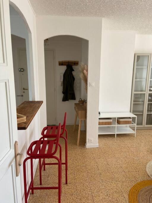 Beau T3 Proche Base Navale Et Ecoles Superieures Apartment Toulon Luaran gambar
